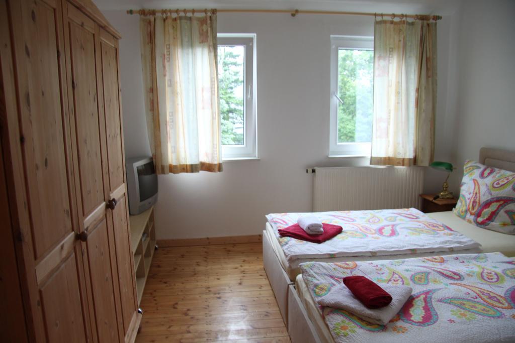 Apartment In Chemnitz, Ebersdorfer Wald エクステリア 写真